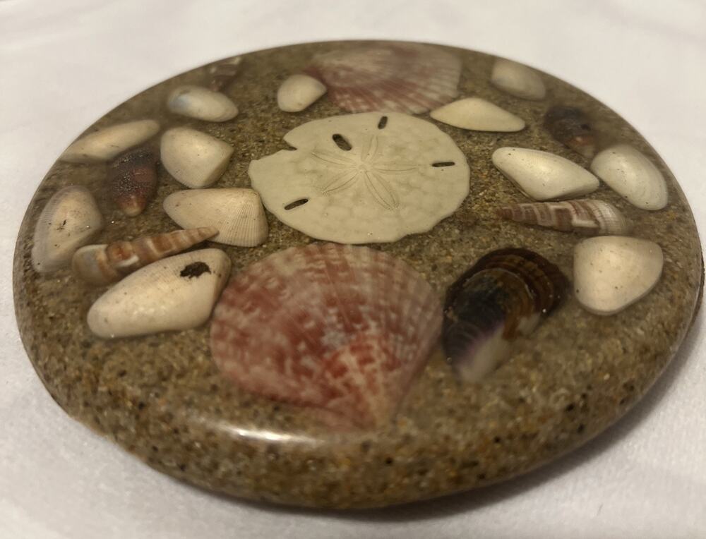 VTG Florida Trivet Seashell Resin Lucite Legend of Sand Dollar 6 3/4” USA